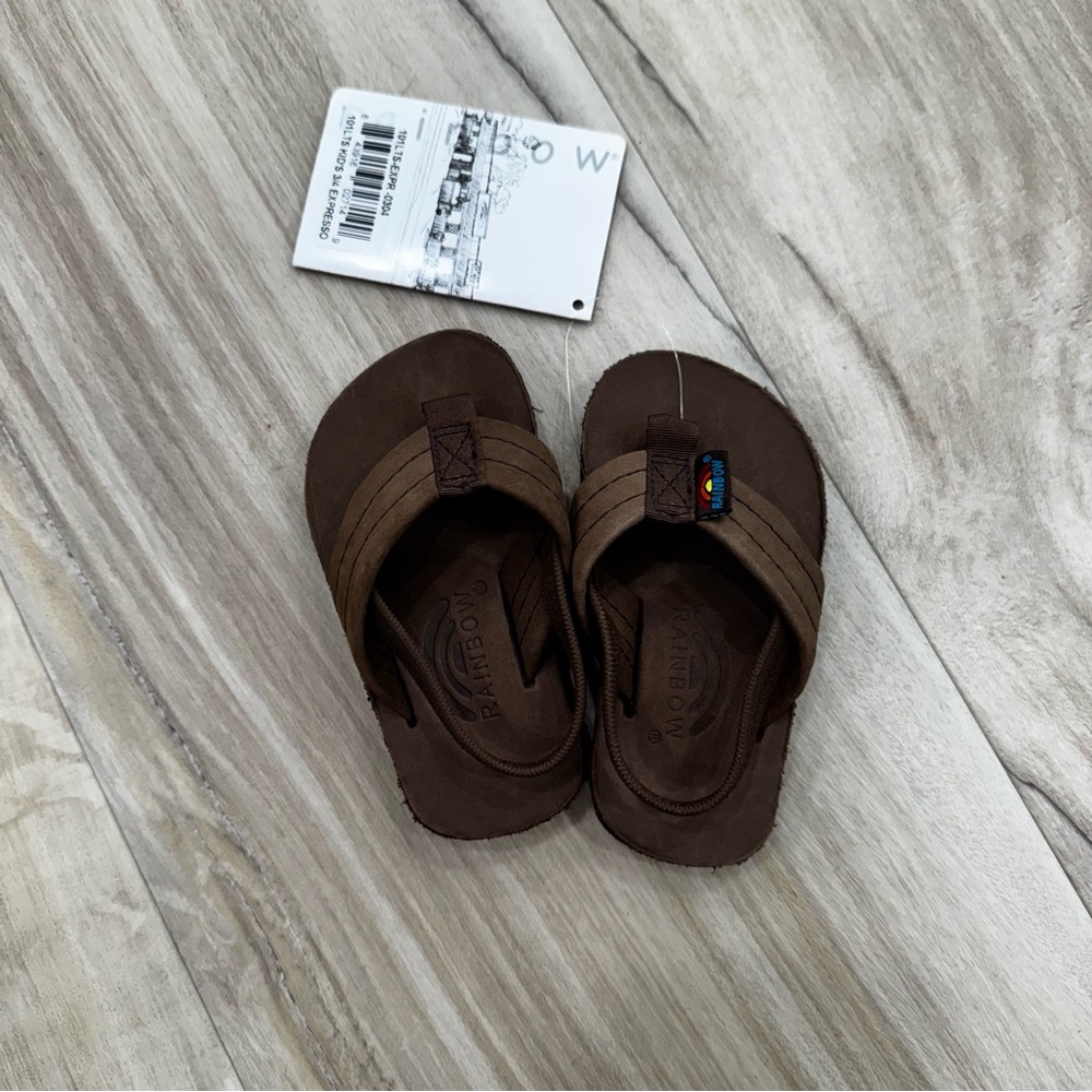 Rainbow Brown Leather Thong Sandals with Signature Logo